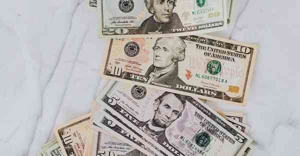 大数据包含设备数据的行业文章