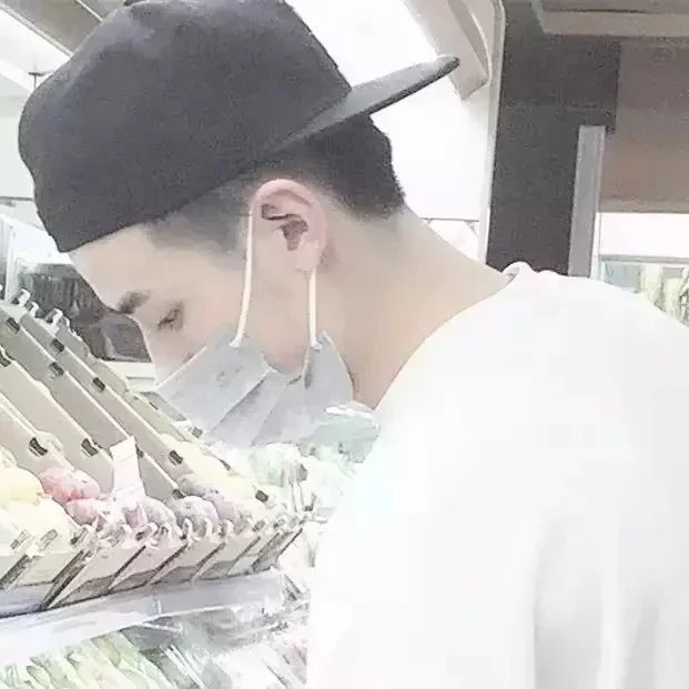 赖绍颖翰