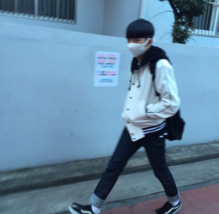 程黛龙伟