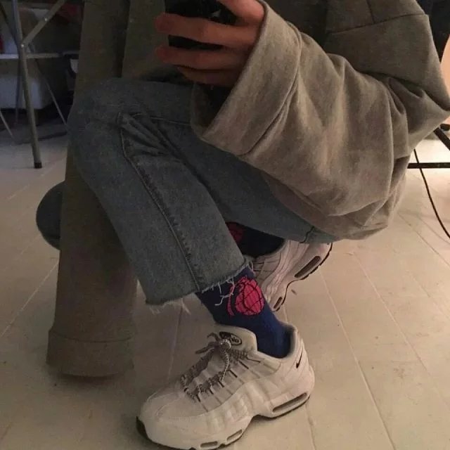 金蓉盛哲