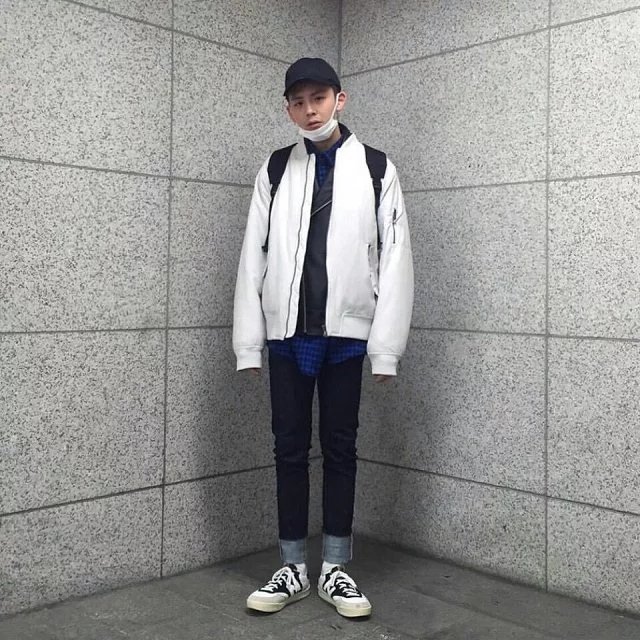 裘刚萱磊